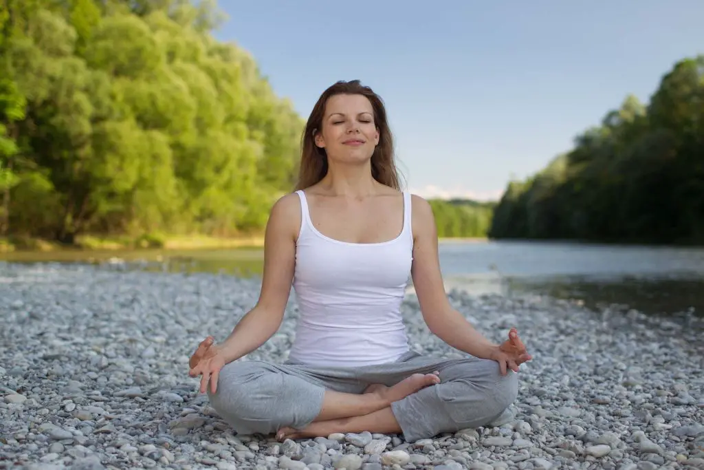 how meditation reduces stress